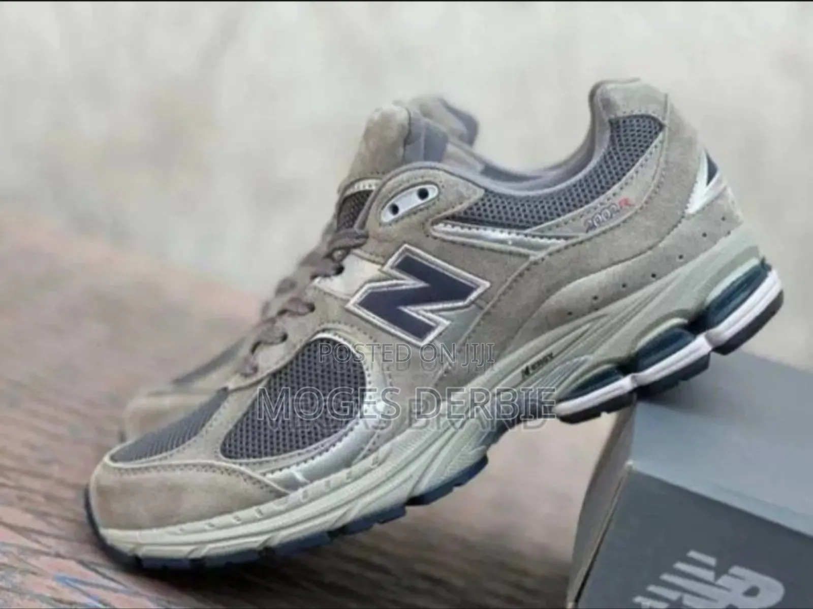 New Balance 2002r Og Light Gray