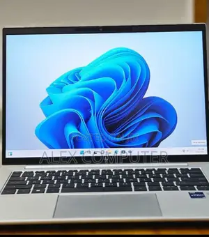 New Laptop HP EliteBook 840 10 16GB Intel Core I7 SSD 512GB
