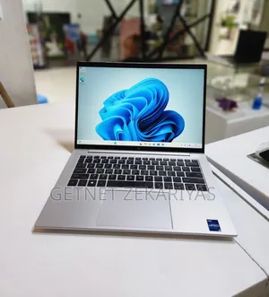 New Laptop HP EliteBook 840 10 16GB Intel Core I7 SSD 512GB