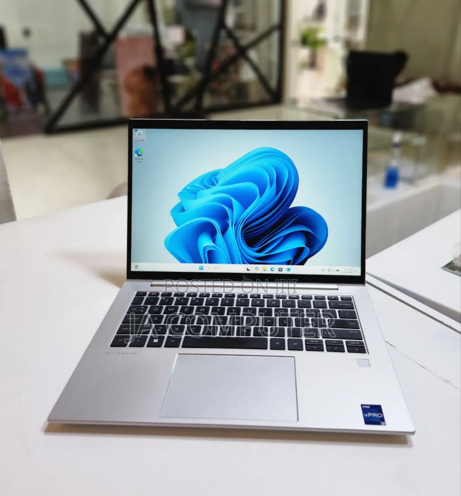 New Laptop HP EliteBook 840 16GB Intel Core I7 SSD 512GB