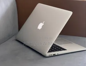 New Laptop Apple MacBook Air 2015 4GB Intel Core I5 SSD 128GB