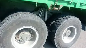 Sino Truck ከነተሳቢው •2021 •a-14 •ባንክ 3,500,000