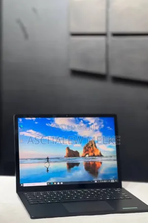 New Laptop Microsoft Surface 16GB Intel Core I7 SSD 512GB