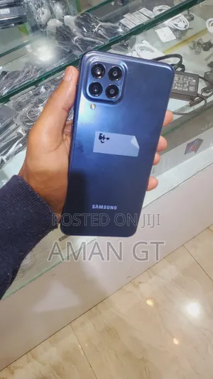 New Samsung Galaxy M33 5G 128 GB