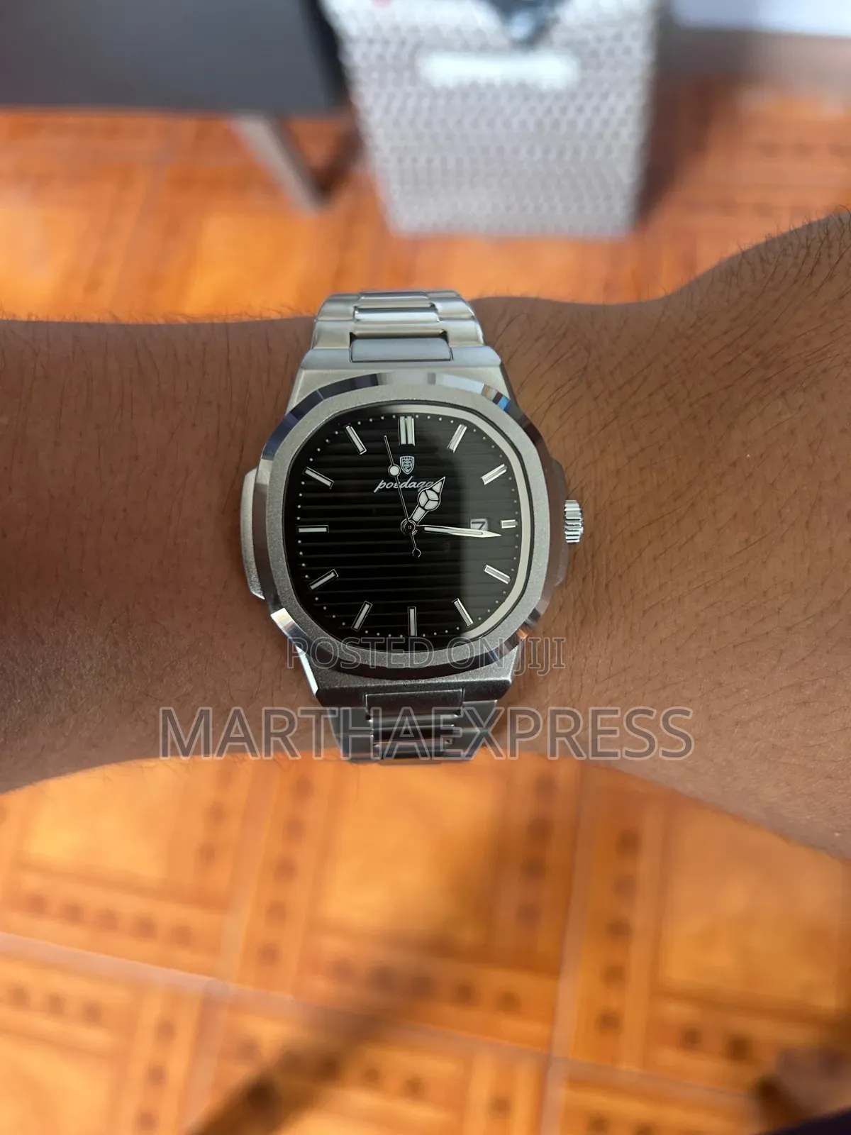 ሞገስ እንሸጣለን Poedagar Black for Men