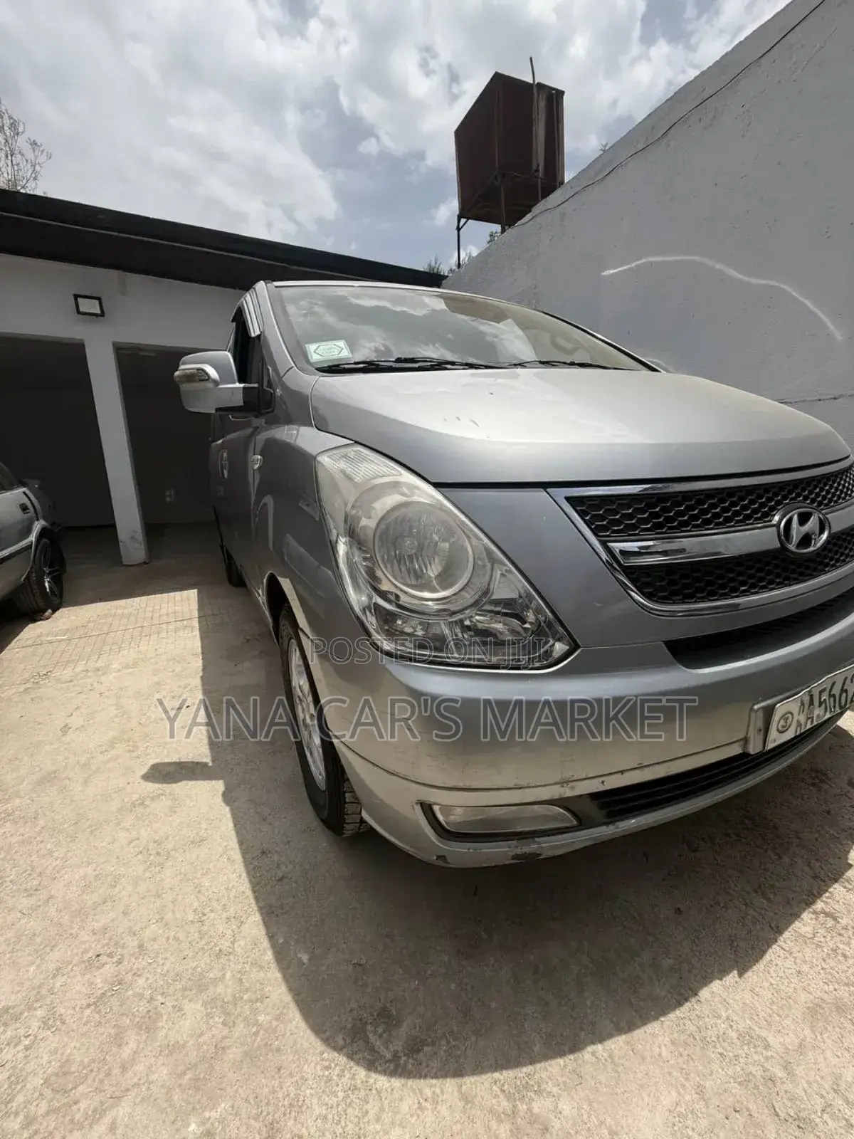 Hyundai Starex 2015 Gray