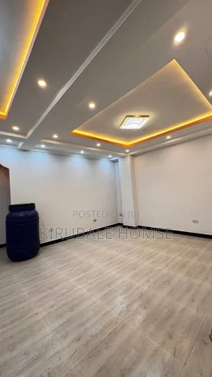 2bdrm Apartment in ሃያት ኖህ አባሳደር, Bole for sale