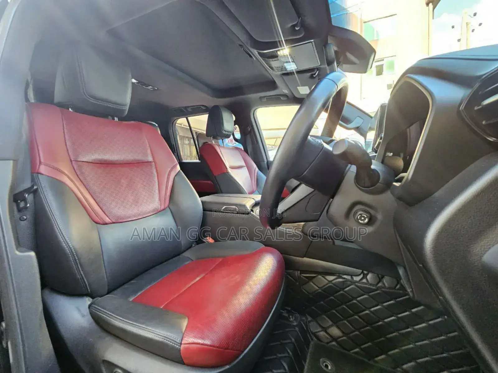 Toyota Land Cruiser 2022 Red