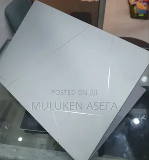 Photo - New Laptop Asus ZenBook UX31LA 16GB Intel Core I7 SSD 1T