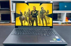 New Laptop Lenovo Y70 16GB Intel Core i7 SSD 1T