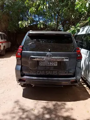 Toyota Land Cruiser 2013 Black