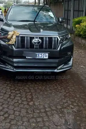 Toyota Land Cruiser 2013 Black