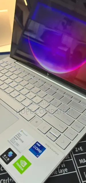 New Laptop HP Envy X360 16GB Intel Core I7 SSD 1T