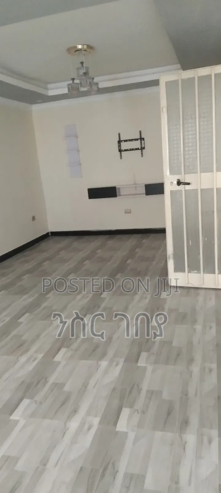 Furnished 3bdrm Condo in Ayat Mekedonia, Yeka for rent
