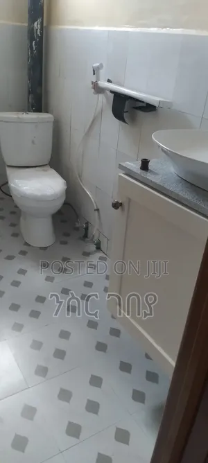 Furnished 3bdrm Condo in Ayat Mekedonia, Yeka for rent