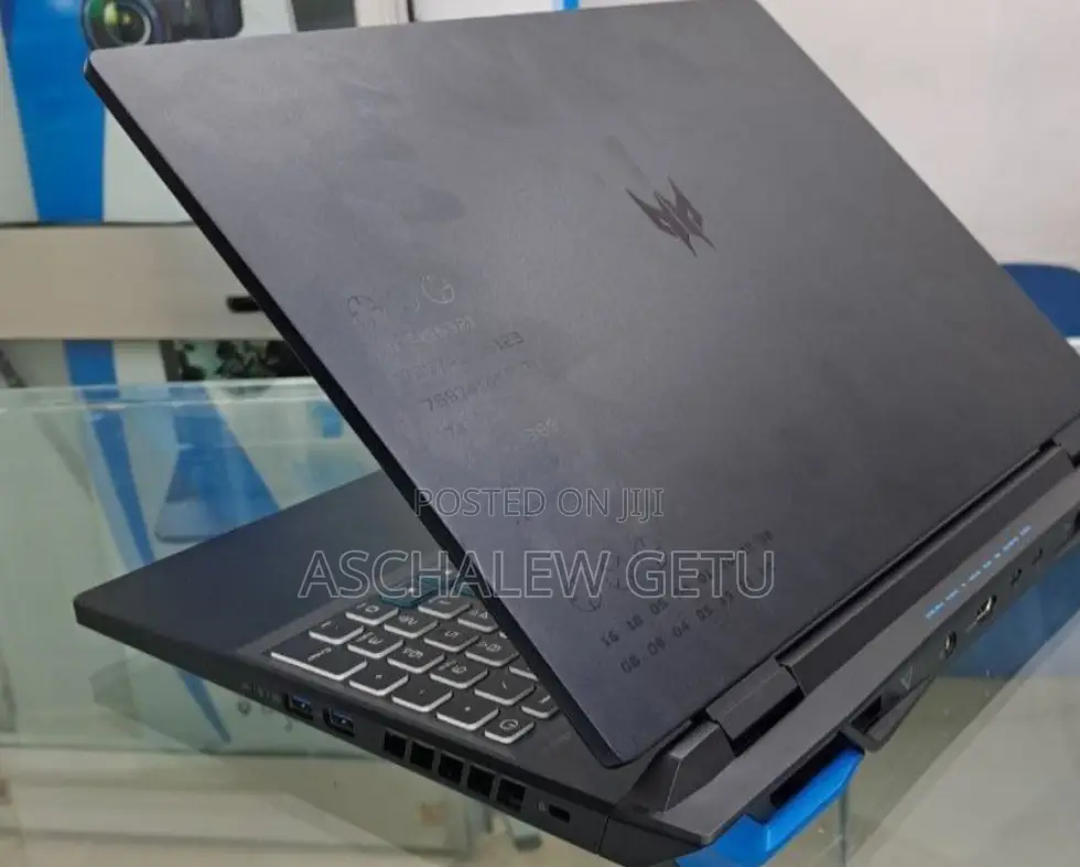 New Laptop Acer Predator Helios 300 16GB Intel Core I9 SSD 1T