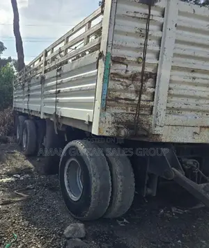 Trucker. Balatoli. Kenatesabi