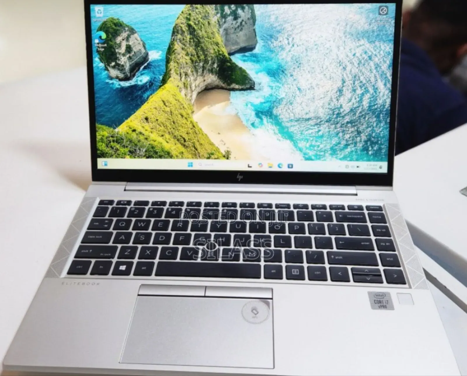 New Laptop HP EliteBook 845 G10 16GB Intel Core i7 SSD 512GB