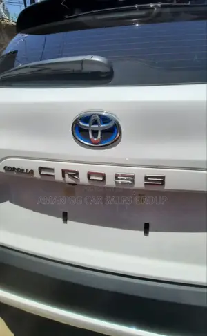 Toyota Corolla 2023 White