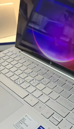 New Laptop HP Envy 14 16GB Intel Core I7 SSD 512GB