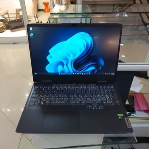 New Laptop Lenovo LOQ 15IRH8 16GB AMD Ryzen 5 SSD 512GB