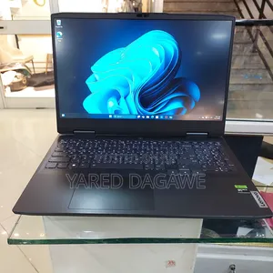 New Laptop Lenovo LOQ 15IRH8 16GB AMD Ryzen 5 SSD 512GB