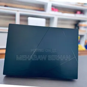 New Laptop Asus ZenBook 13 UX331UN 16GB Intel Core I7 SSD 512GB