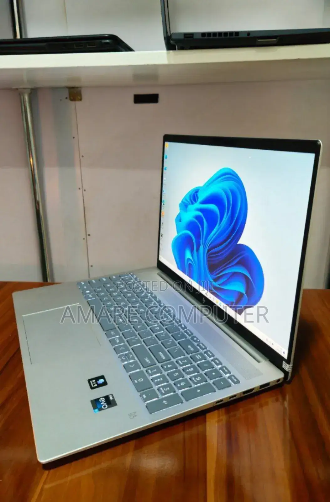 New Laptop HP 16GB Intel Core I7 SSD 1T