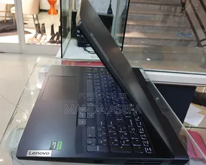 New Laptop Lenovo LOQ 15IRH8 16GB AMD Ryzen 5 SSD 512GB