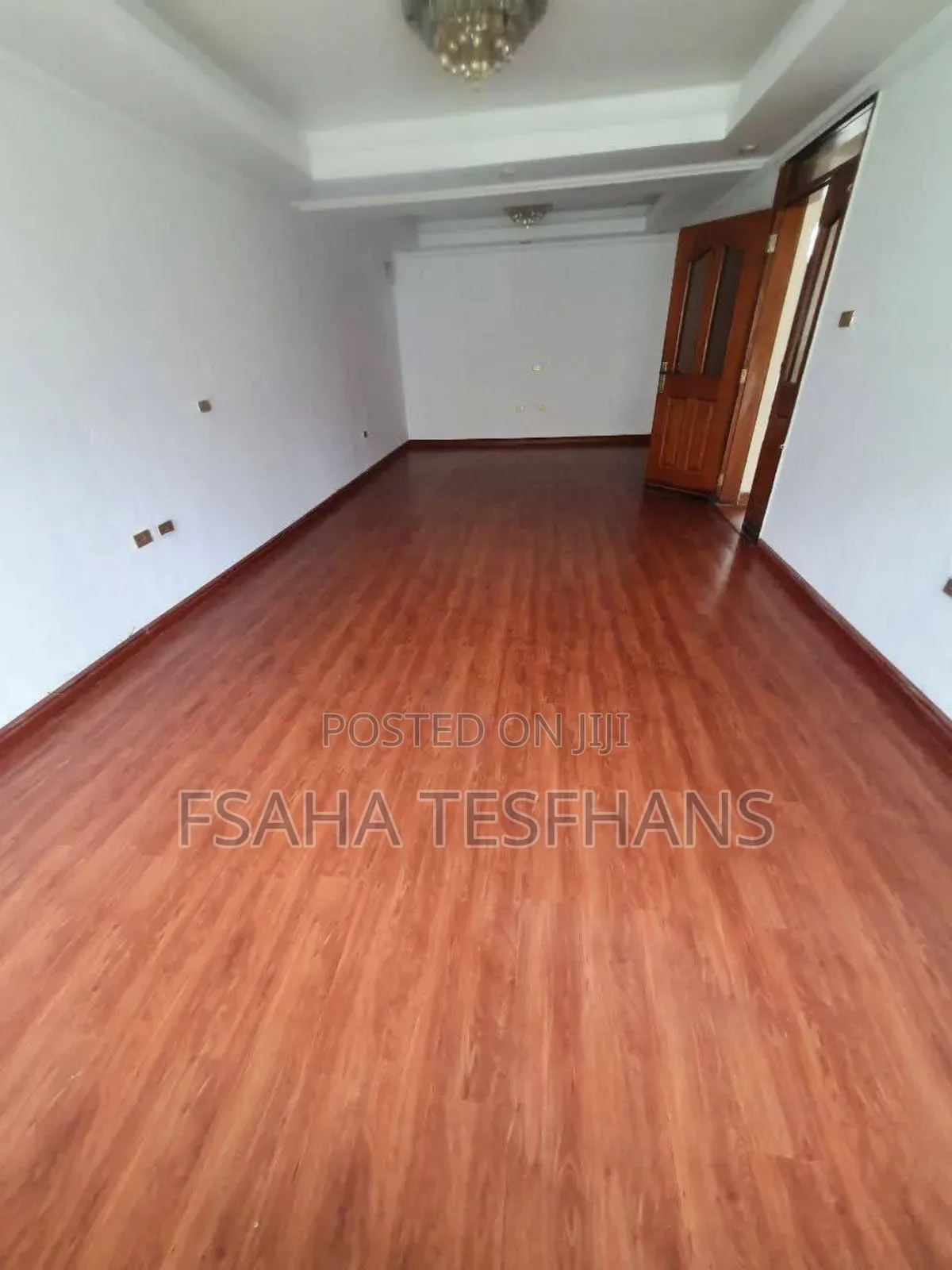 6bdrm House in House G+1, Bole for rent