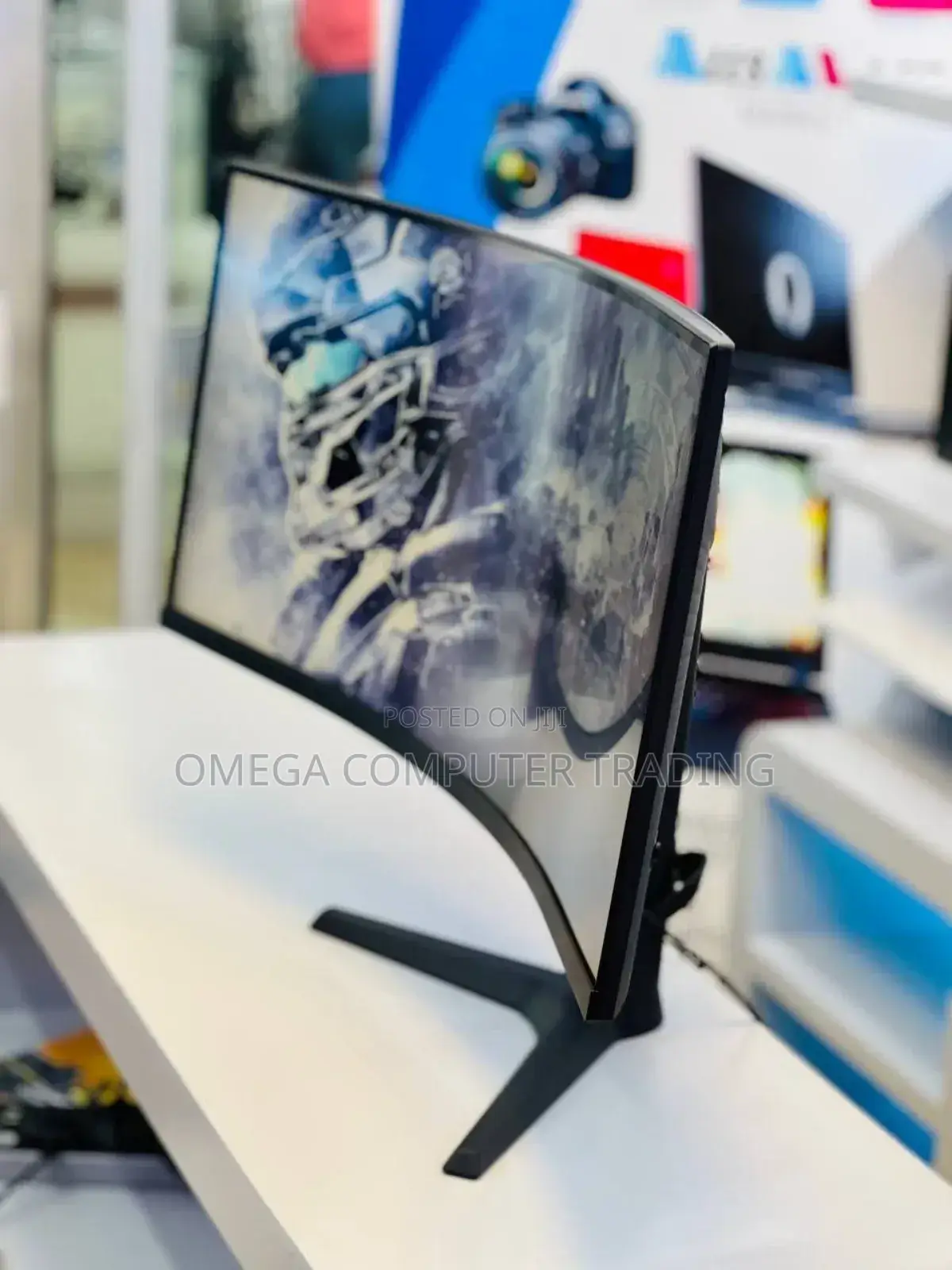 New Curved Moniter