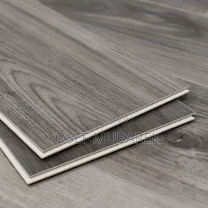 ውብ እና ጠንካራ የወለል ንጣፍ