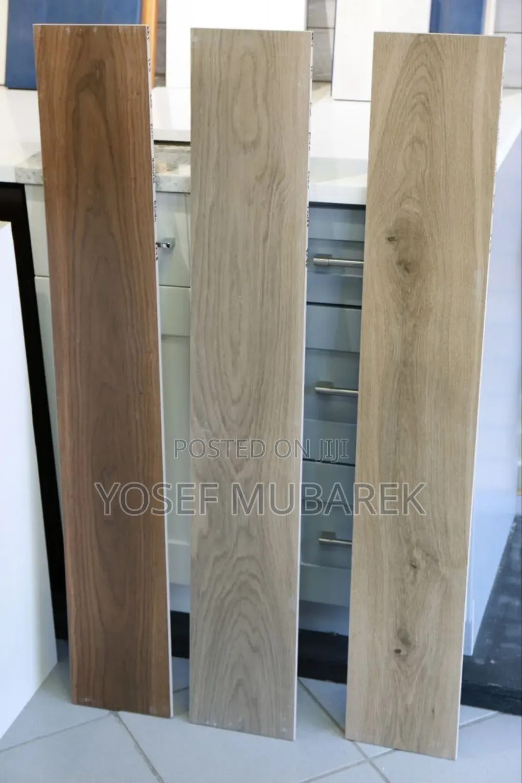 ውብ እና ጠንካራ የወለል ንጣፍ