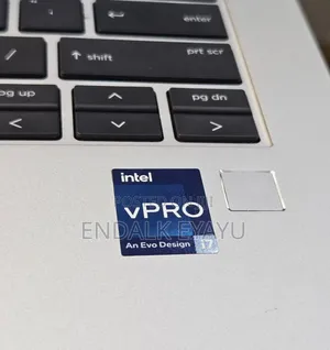 Photo - New Laptop HP 16GB Intel Core I7 SSD 512GB