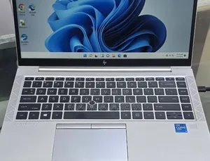 New Laptop HP EliteBook 840 G8 16GB Intel Core I5 SSD 512GB