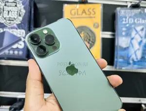 Photo - New Apple iPhone 13 Pro 256 GB Gray