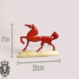 Decor Handcrafted Wooden Horse Sculpture*