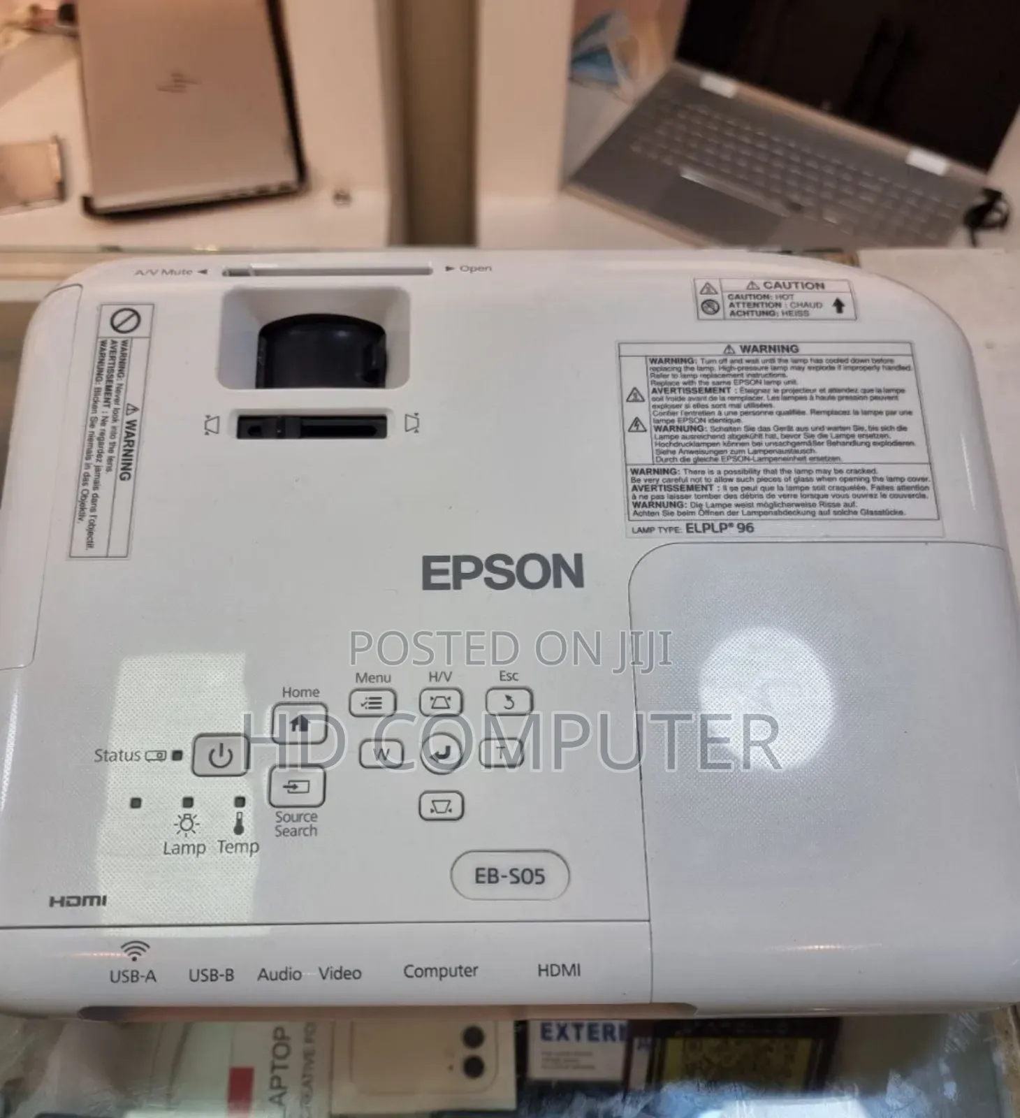 Epson-S05 Projecter
