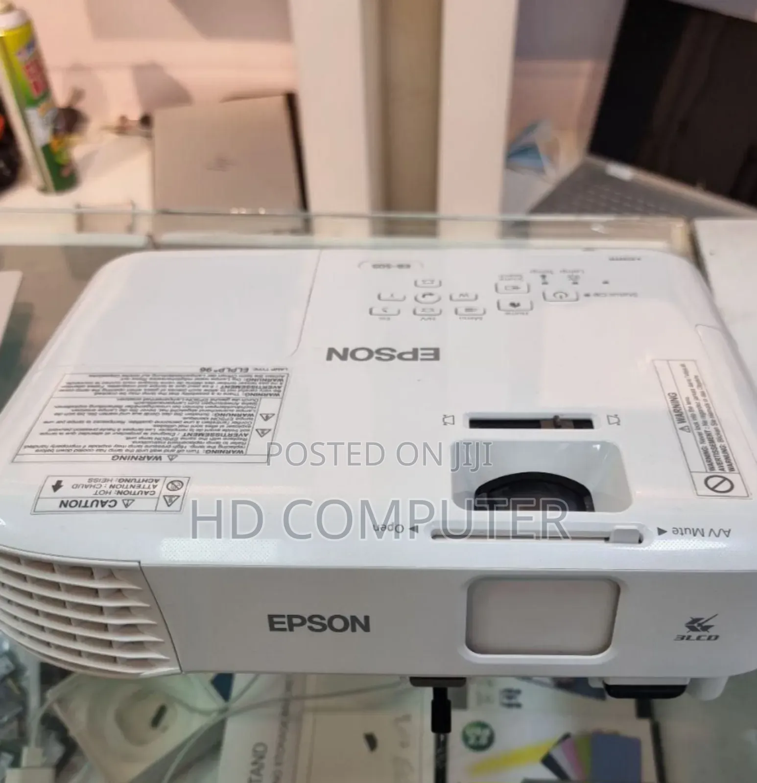 Epson-S05 Projecter