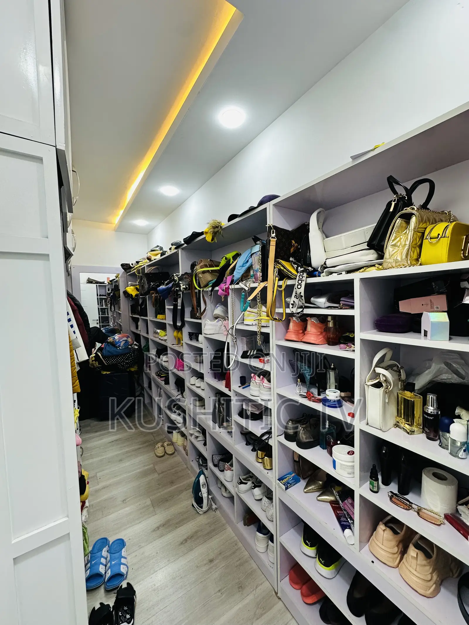 Furnished 10bdrm House in Atletoch Sefer, Bole for rent