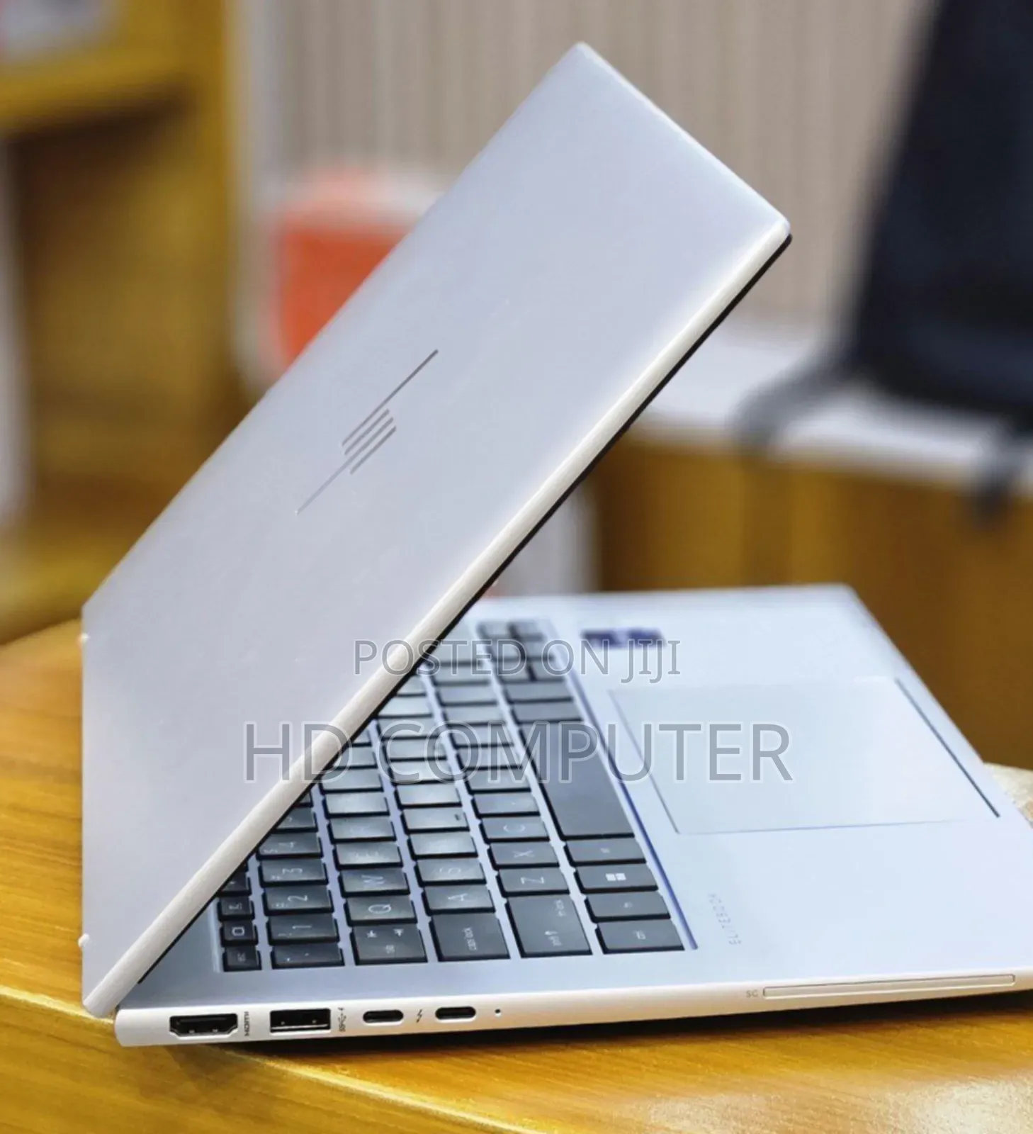 New Laptop HP EliteBook 840 10 16GB Intel Core I7 SSD 512GB