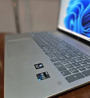 New Laptop HP 16GB Intel Core I7 SSD 1T