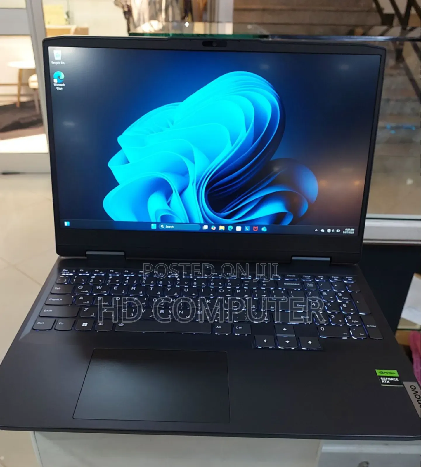 New Laptop Lenovo LOQ 15IRH8 16GB AMD Ryzen 5 SSD 512GB