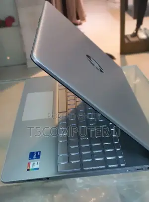 New Laptop HP 8GB Intel Core I7 SSD 512GB