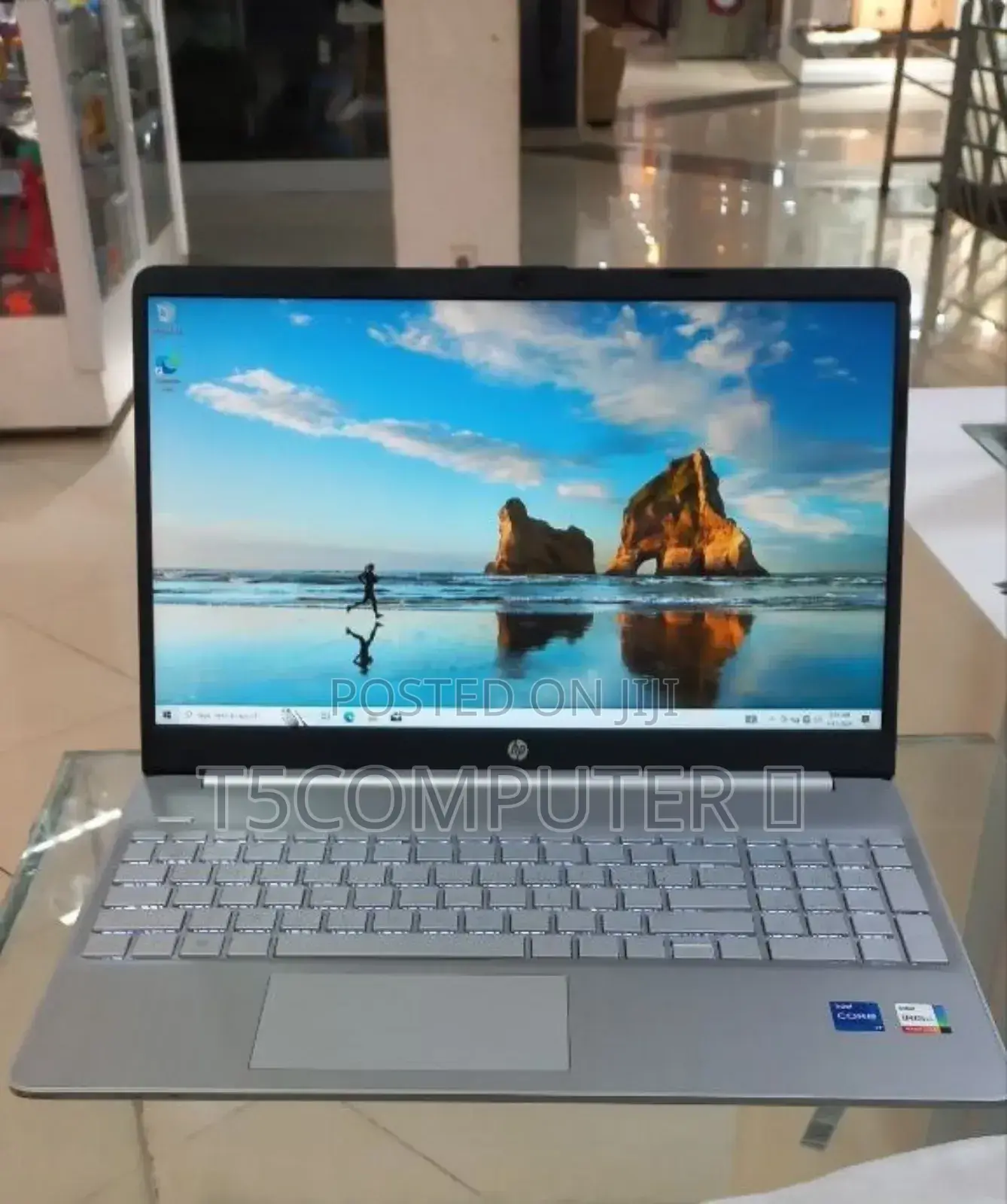 New Laptop HP 8GB Intel Core I7 SSD 512GB