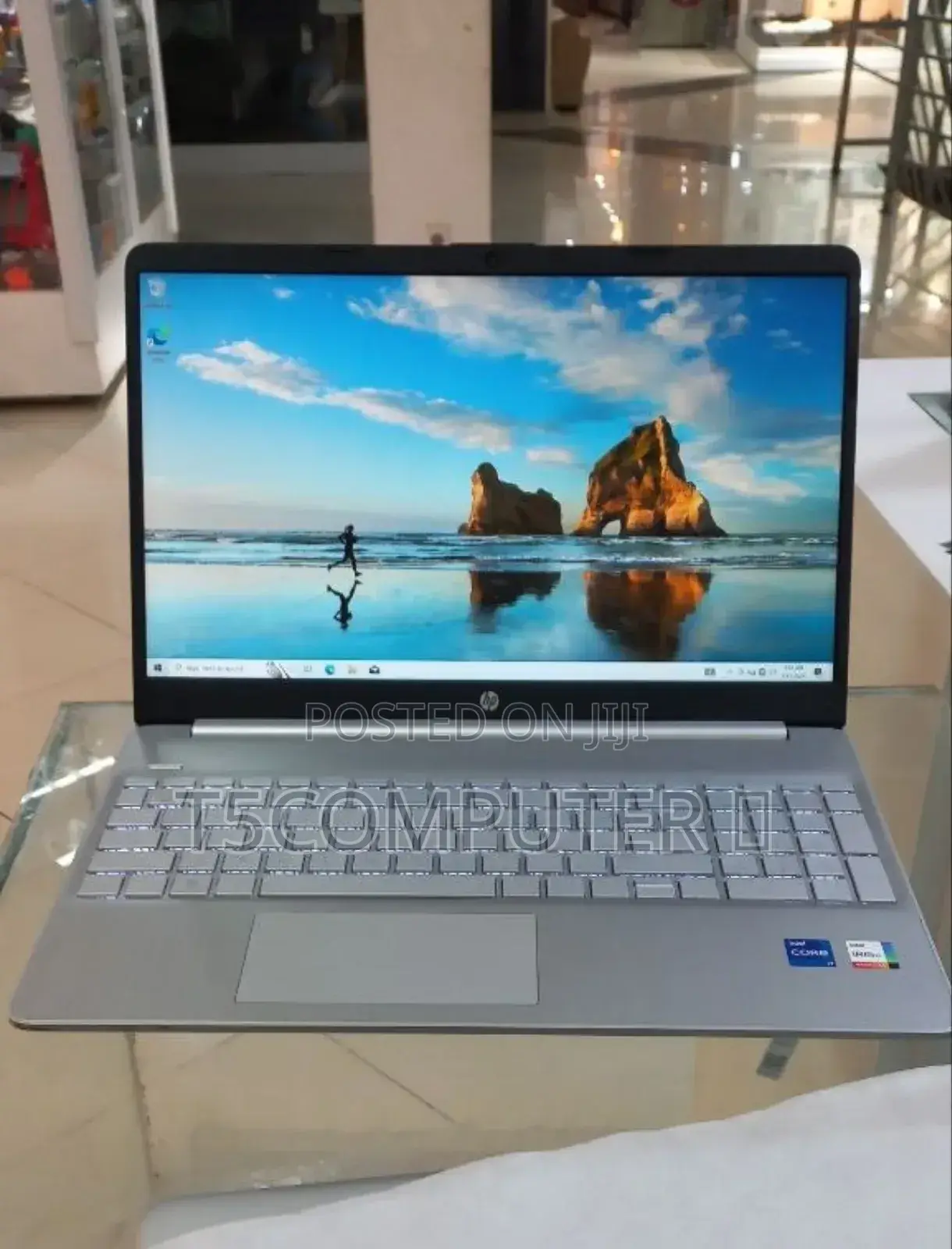 New Laptop HP 8GB Intel Core I7 SSD 512GB