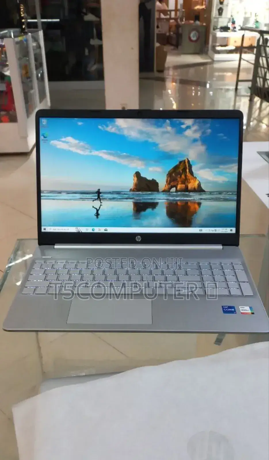 New Laptop HP 8GB Intel Core I7 SSD 512GB