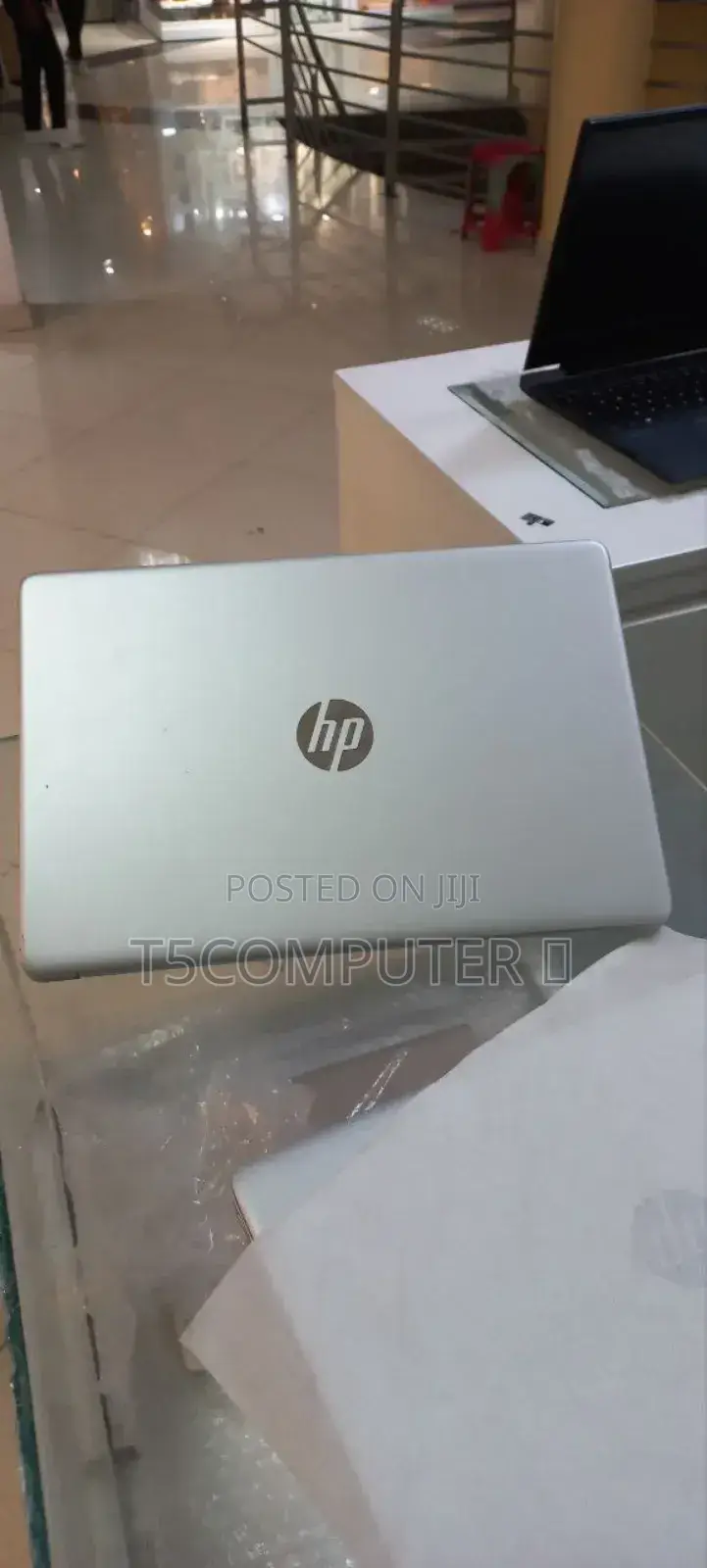 New Laptop HP 8GB Intel Core I7 SSD 512GB