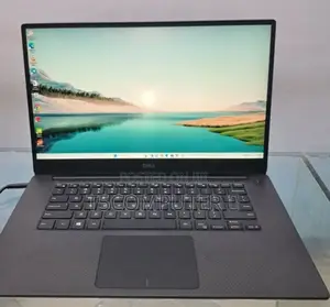 New Laptop Dell XPS 15 16GB Intel Core I7 SSD 512GB