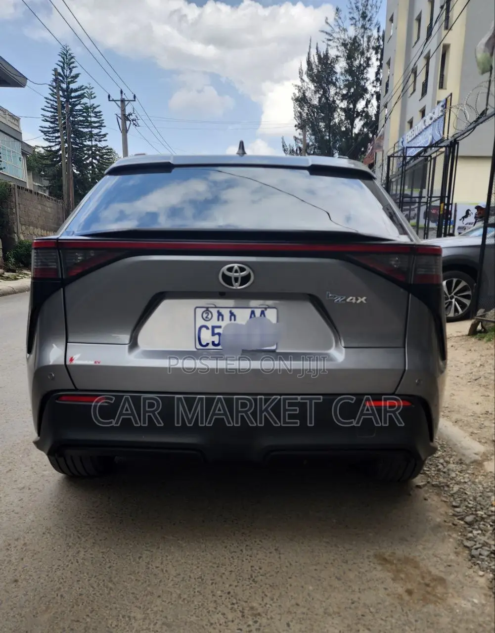 Toyota bZ4X 71.4 kWh AWD 2023 Gray